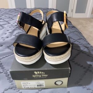 Spring Step Women's Black Leather Sandals